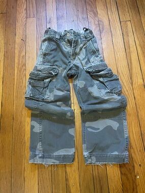 GAP Boys Olive Gray Camo Cargo Pants